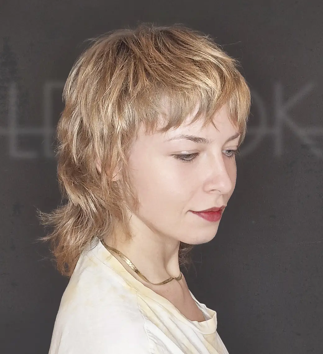 Peluquería LeLook Sabadell: Corte Mullet para Mujer